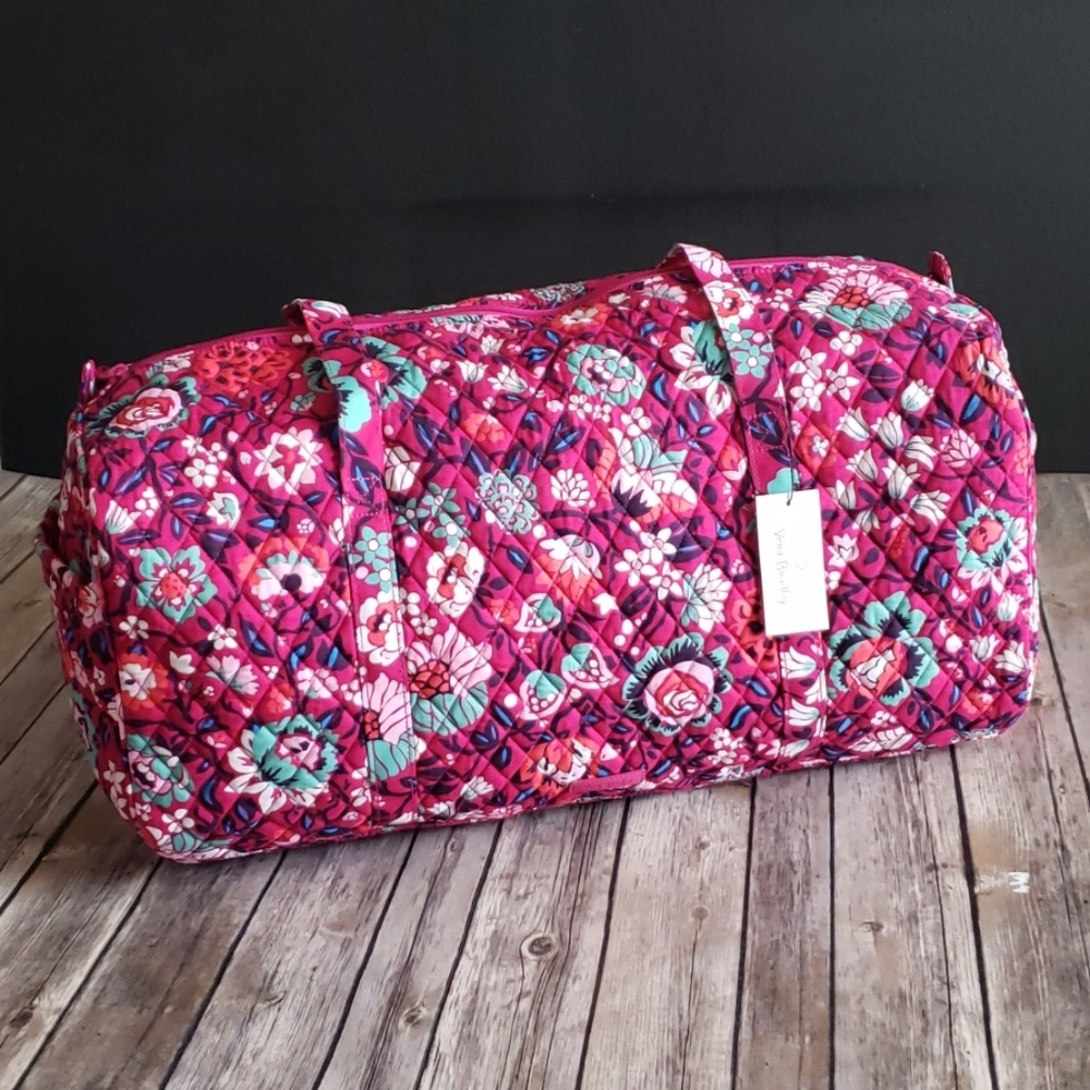 **LAST DAY** Vera Bradley Travel Duffel - Picture 1 of 8